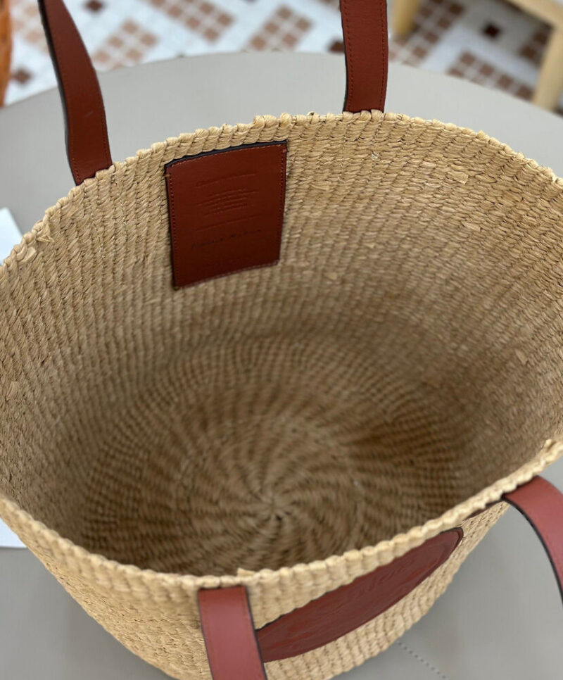Chloe Large Horse Medal Basket In Natural Fibers